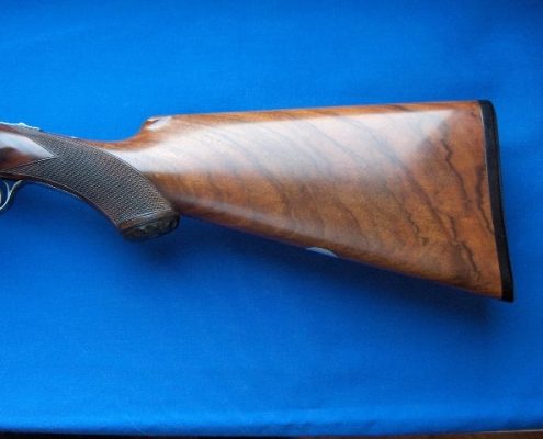 Varnished & Polished Wood Shotgun Stock